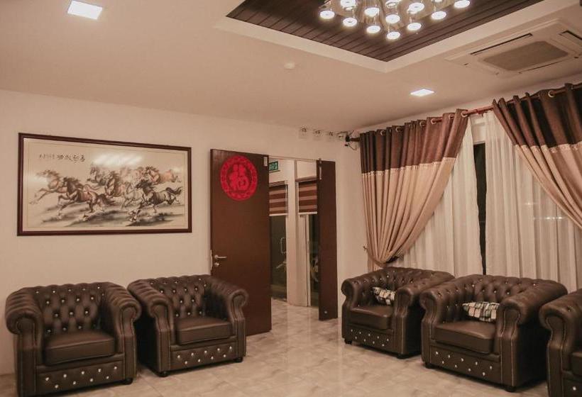 בית מלון כפרי Phoenix