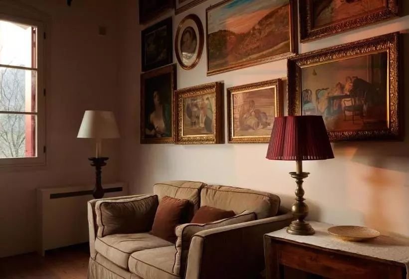 هتل Villa Lovi