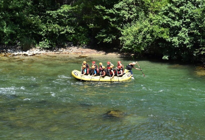 בית מלון כפרי Villa Lovi