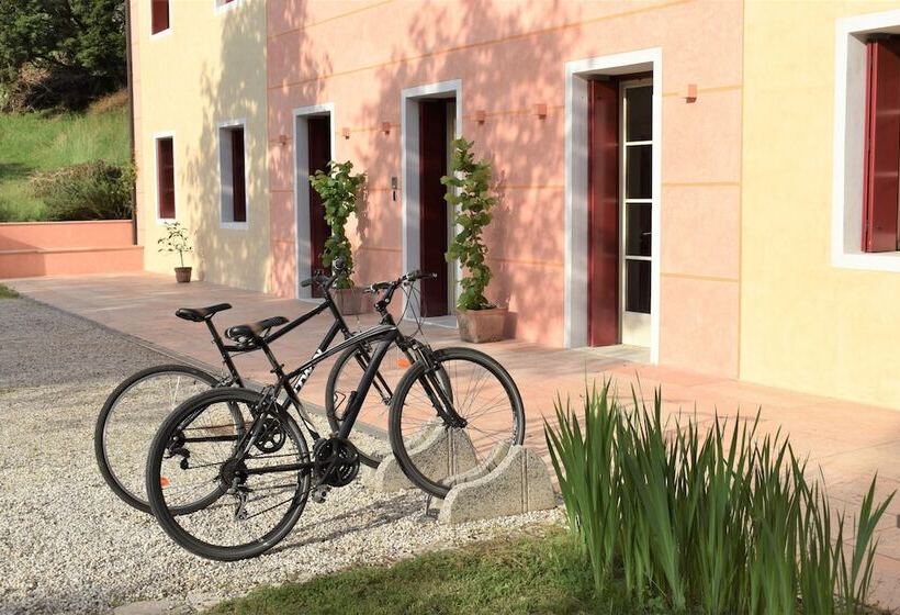 בית מלון כפרי Villa Lovi