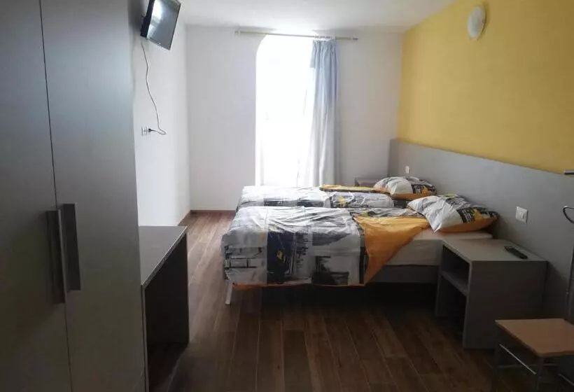 Majatalo Rosticaffè