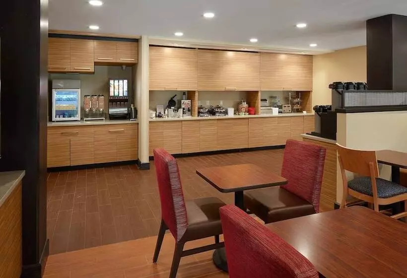 هتل Towneplace Suites By Marriott Danville
