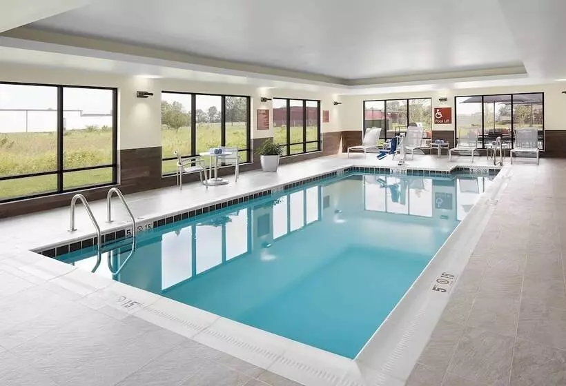 هتل Towneplace Suites By Marriott Danville