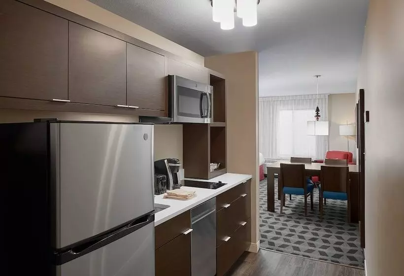 هتل Towneplace Suites By Marriott Danville