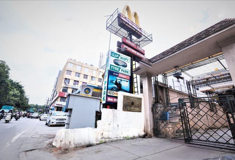 פנסיון Smartstay Service Apartment