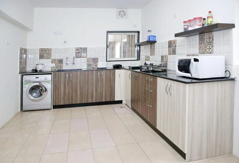 פנסיון Smartstay Service Apartment