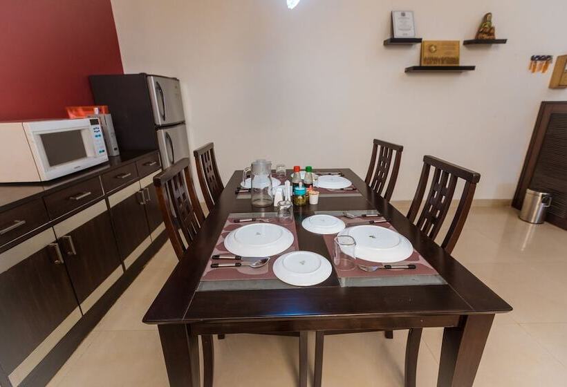 פנסיון Smartstay Service Apartment