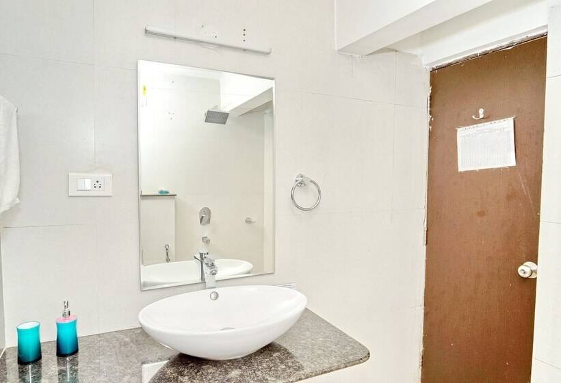 פנסיון Smartstay Service Apartment