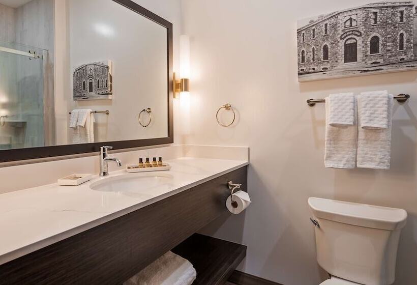 هتل Best Western Plus Morden