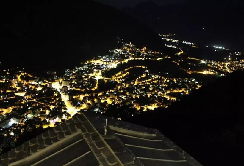 Hotelli Agriturismo Bio Ca' Pianazòla