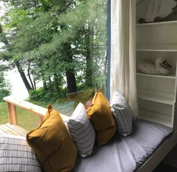 リゾートホテル Beachside On Lake Muskoka