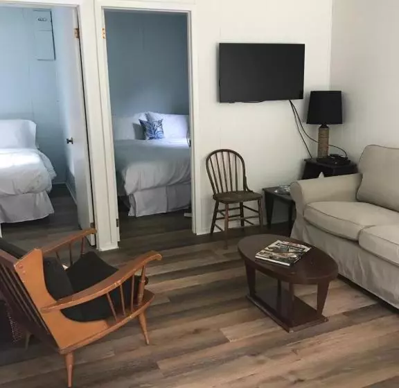 リゾートホテル Beachside On Lake Muskoka