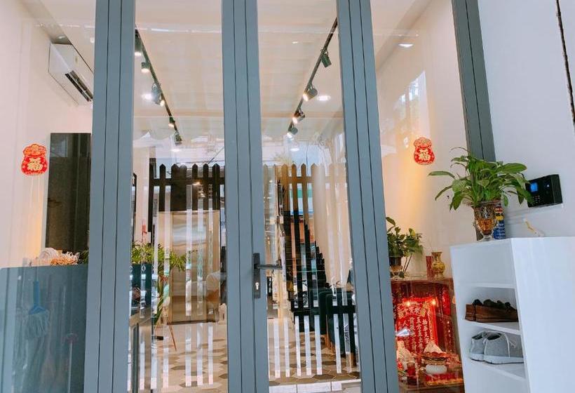 تختخواب و صبحانه Cozy Private Home @ Hcm D.5