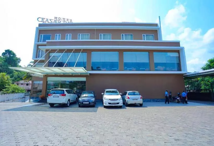 ホテル Ceasar Palace Kottayam