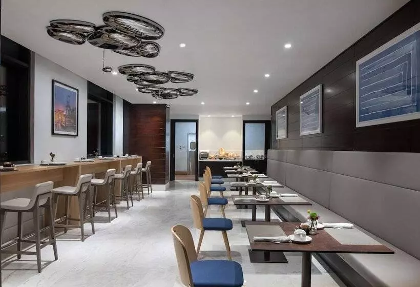 هتل Homewood Suites By Hilton Santo Domingo, Dominican Republic