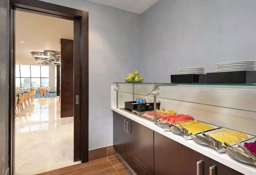 هتل Homewood Suites By Hilton Santo Domingo, Dominican Republic