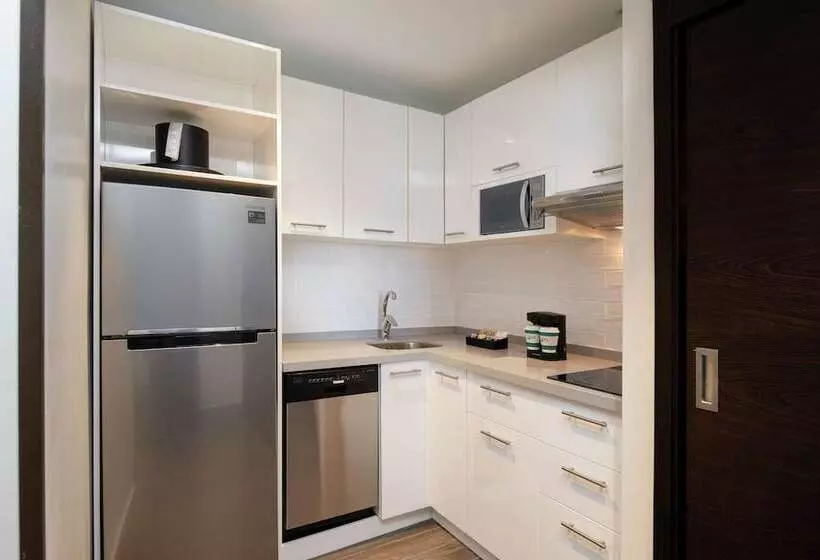 هتل Homewood Suites By Hilton Santo Domingo, Dominican Republic
