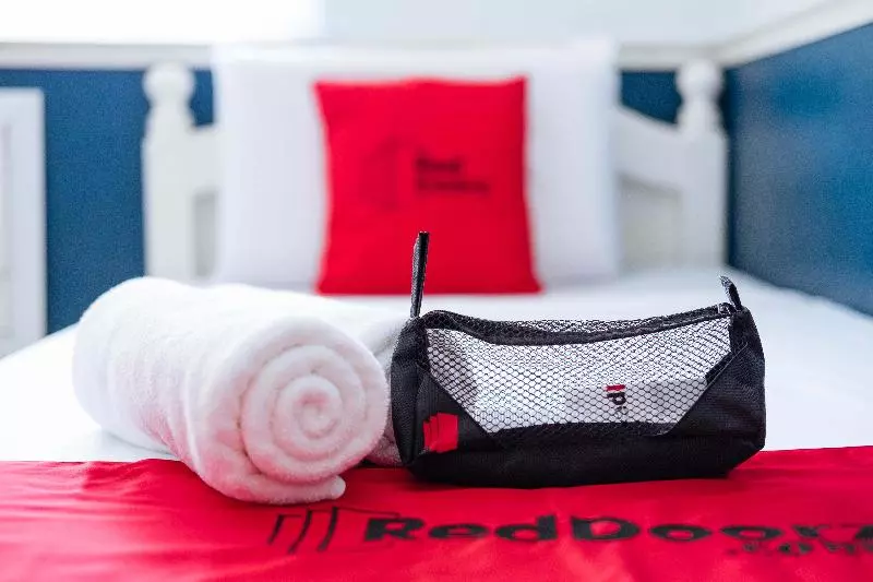 Hotelli Reddoorz Near Marcelo Fernan Bridge Lapulapu