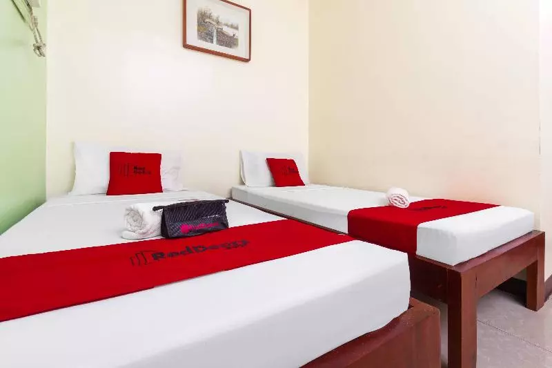 Hotelli Reddoorz Near Marcelo Fernan Bridge Lapulapu