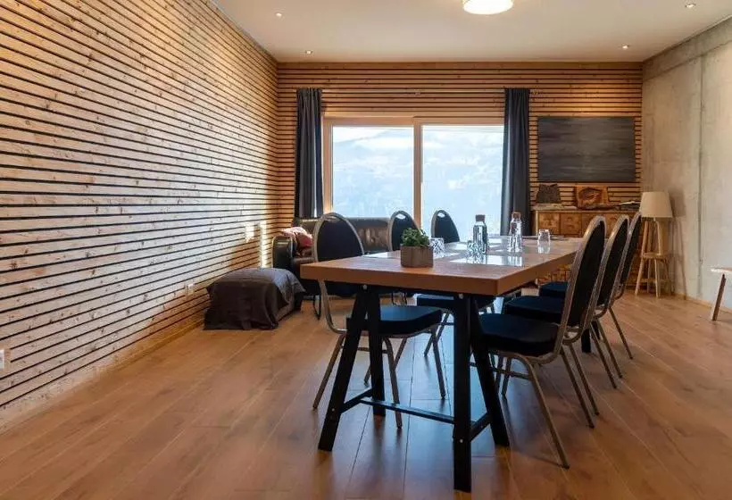 Chalet Diognysos B&b, Boutique