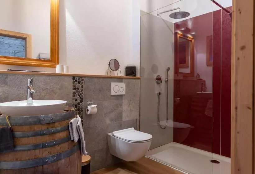 Chalet Diognysos B&b, Boutique