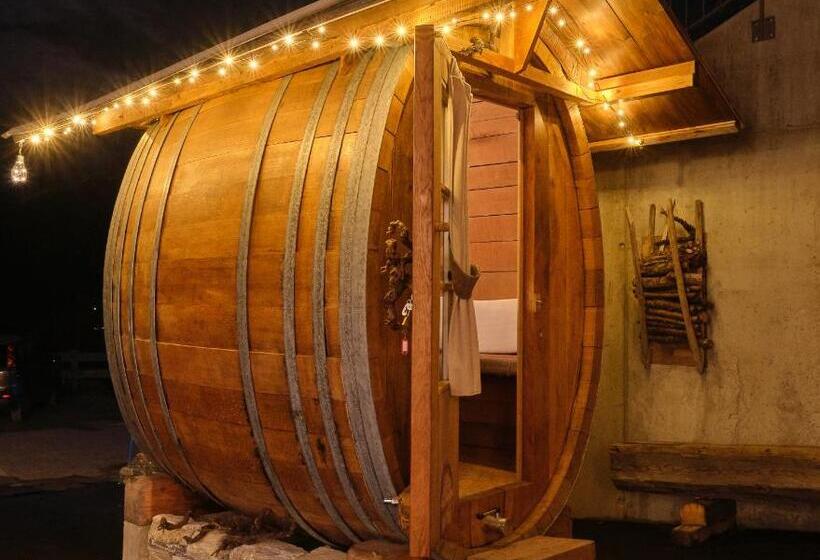 Chalet Diognysos B&b, Boutique