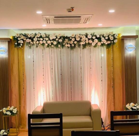 فندق Bkm International