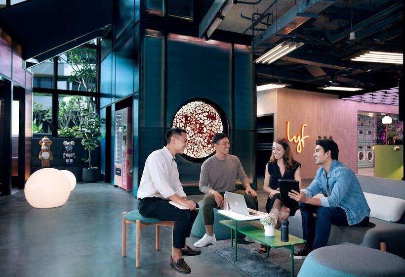 هتل Lyf Funan Singapore