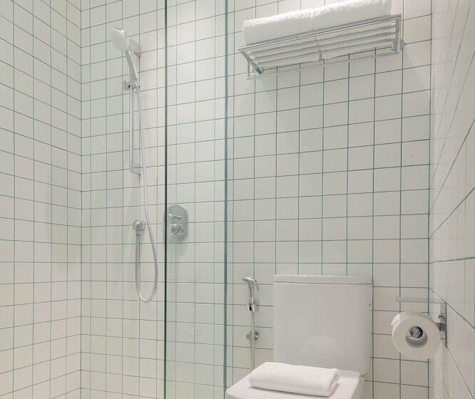 هتل Lyf Funan Singapore