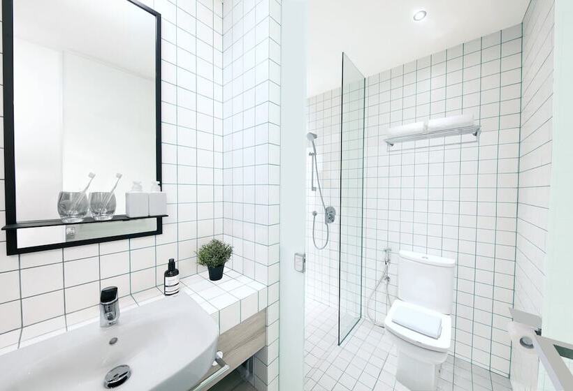 هتل Lyf Funan Singapore