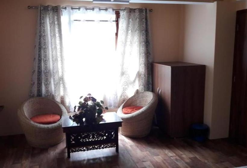 هتل Vamoose Zimchung