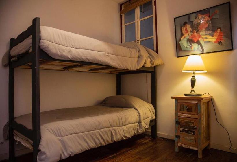 پانسیون Casa Tatu