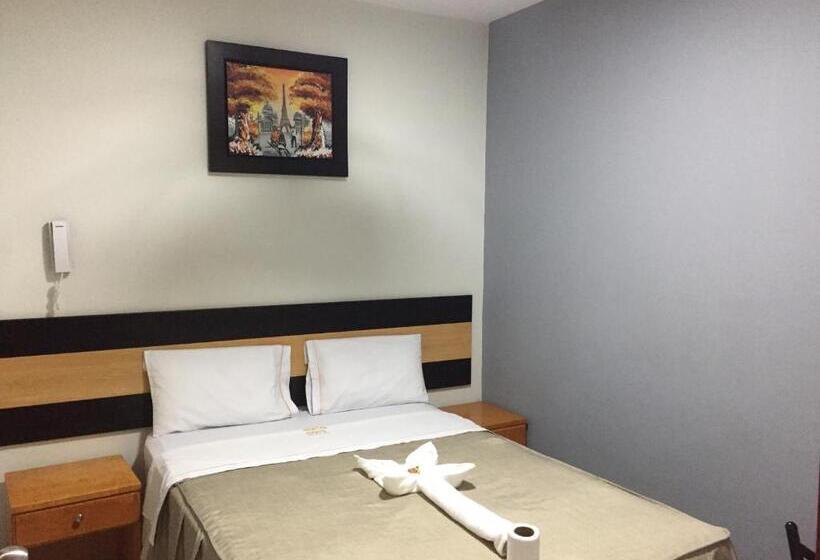 膳宿费 Hostal Parisuite