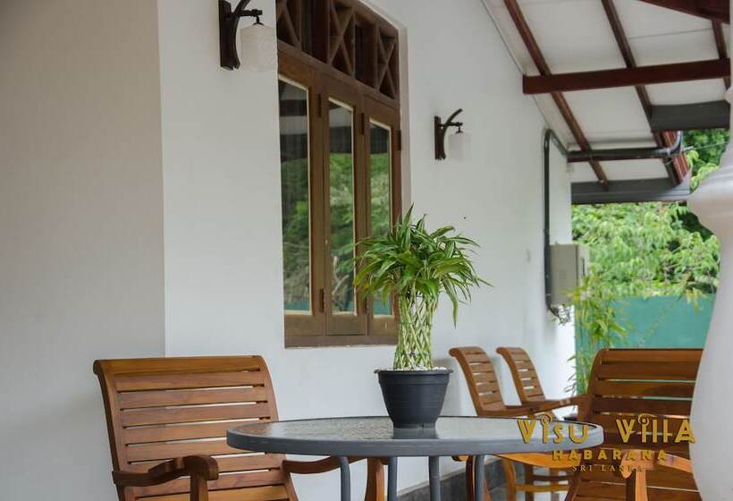 פנסיון Visu Villa