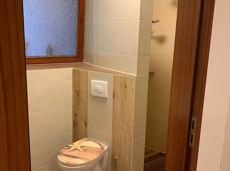 ペンション Waldhorn