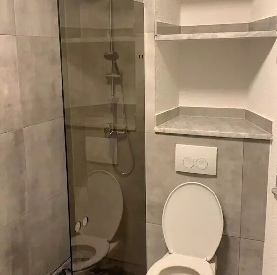 ペンション Waldhorn