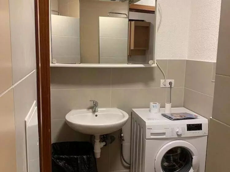 ペンション Waldhorn