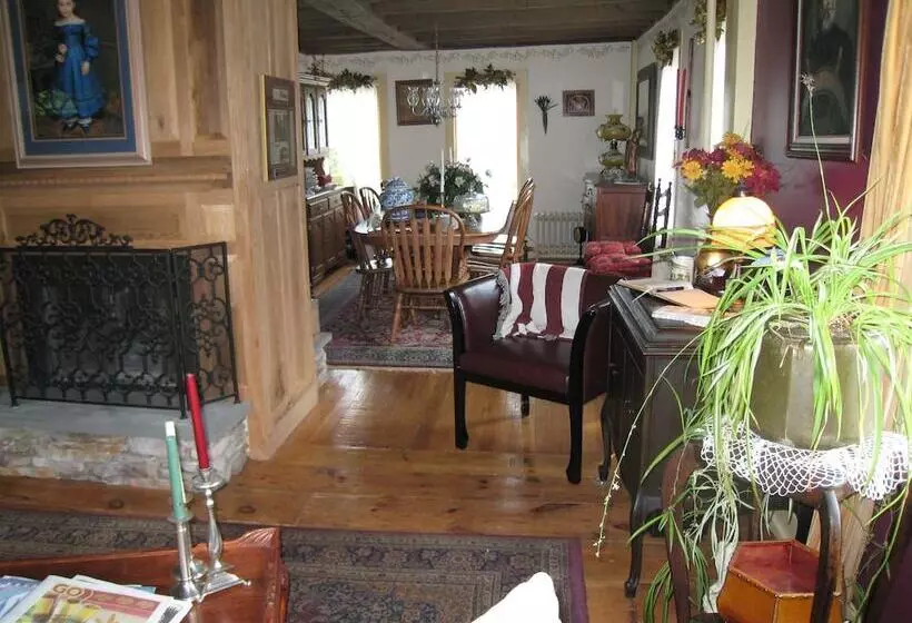 Bed and Breakfast Captain Grant S 1754