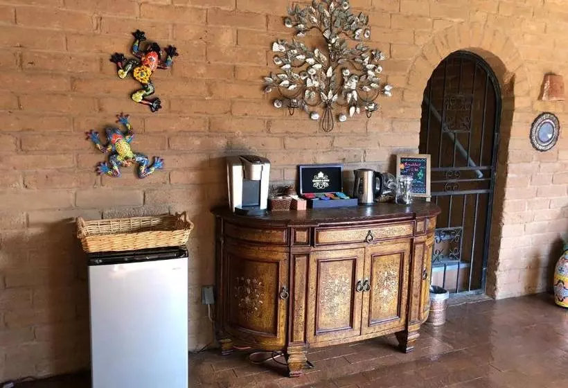 Casa Tierra Adobe Bed & Breakfast