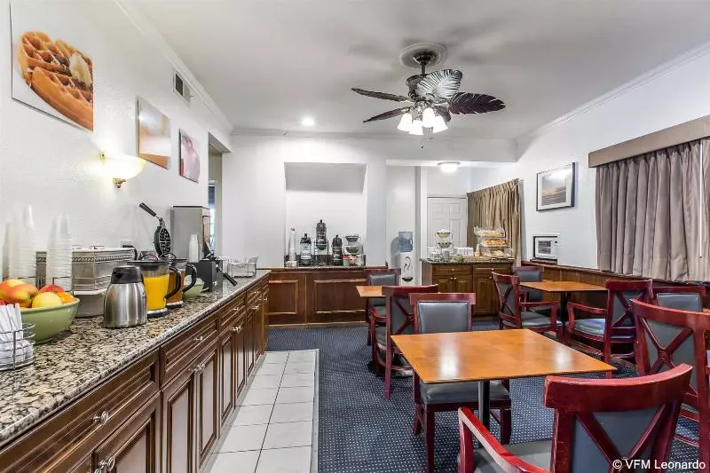 호텔 Beachfront Inn And Suites At Dana Point