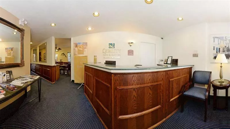 호텔 Beachfront Inn And Suites At Dana Point