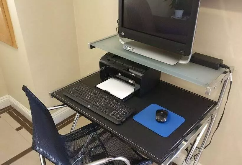 Szálloda Burbank Inn And Suites