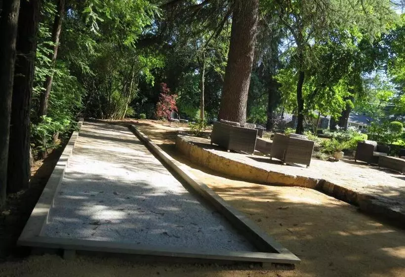 Отель Calderwood Inn