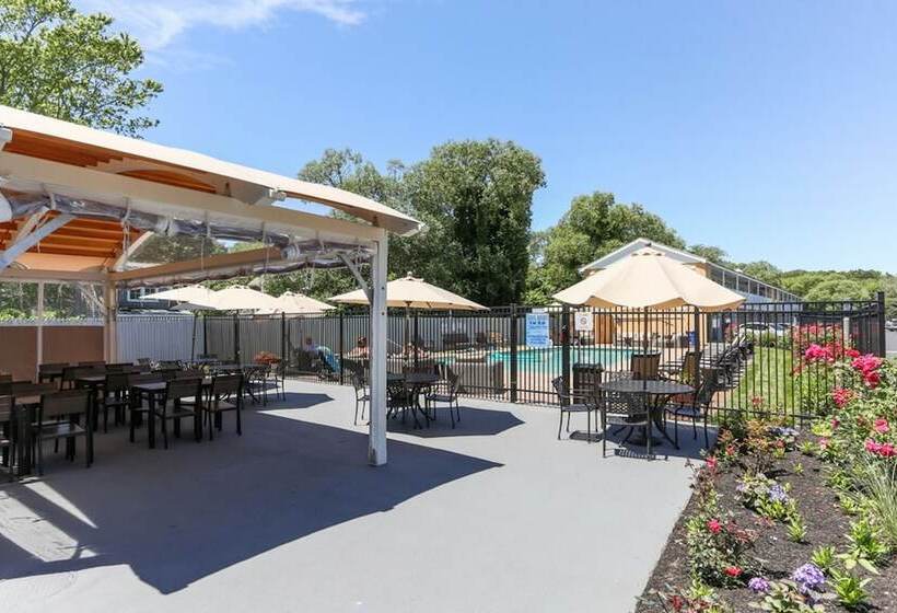 هتل Cape Colony Inn