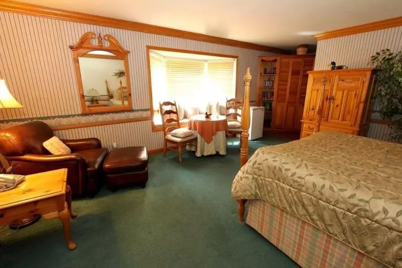 בית מלון כפרי Cardiff By The Sea Lodge