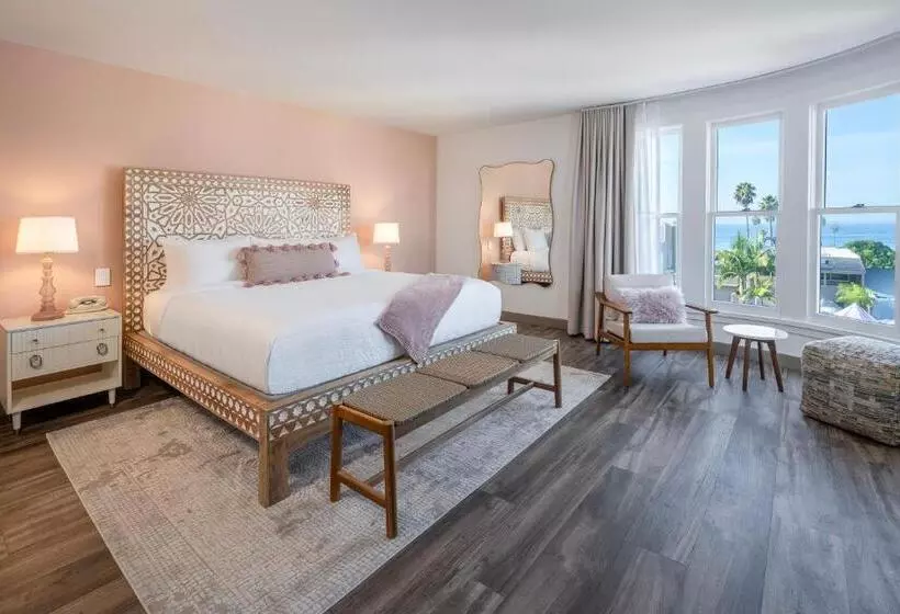 בית מלון כפרי Cardiff By The Sea Lodge