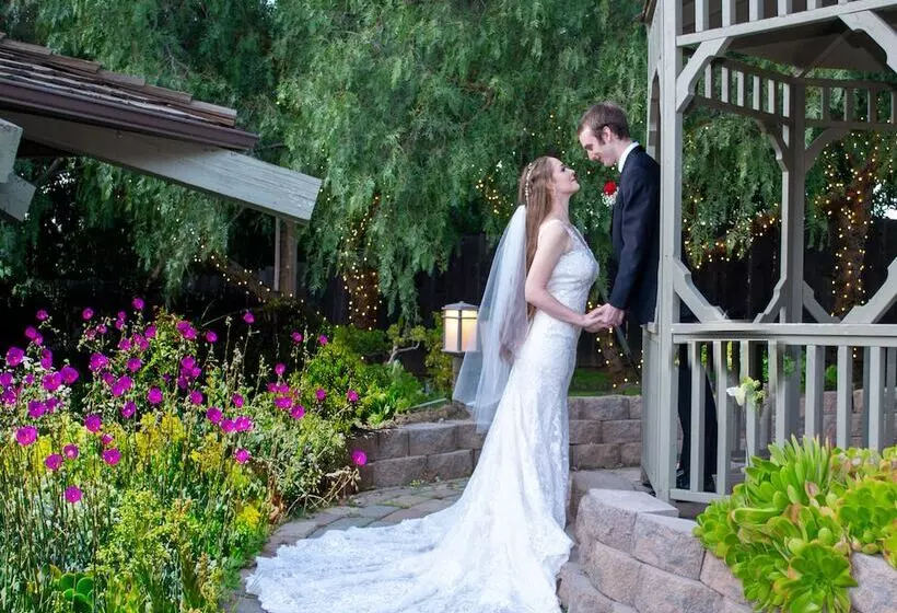 酒店 Carmel Valley Lodge