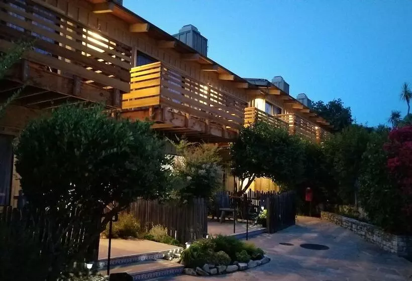 酒店 Carmel Valley Lodge