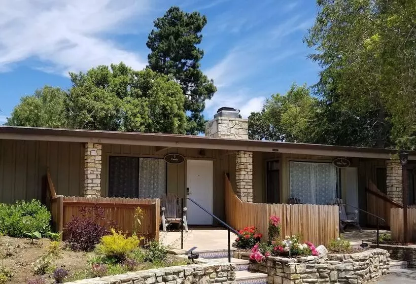 酒店 Carmel Valley Lodge