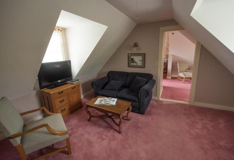 ホテル Cleftstone Inn